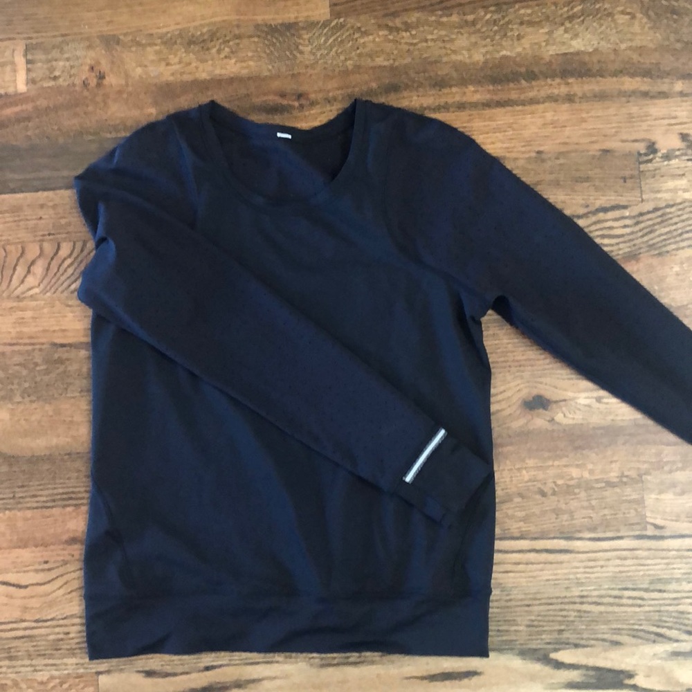 Lululemon mind over miles top- used, size 4
